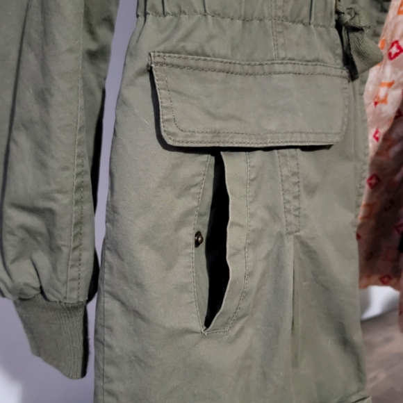 Army Green Jacket Size M - Picture 3 of 6